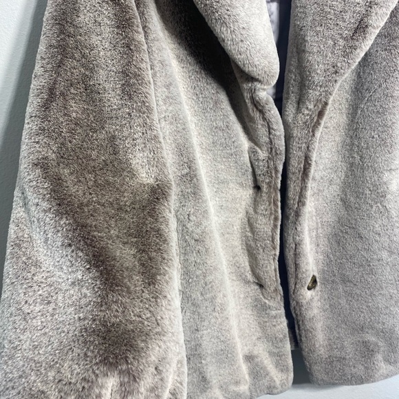 Revolve MAJORELLE Brinley Faux Fur Collared Boho Coat Jacket Arctic Size S - Picture 5 of 7